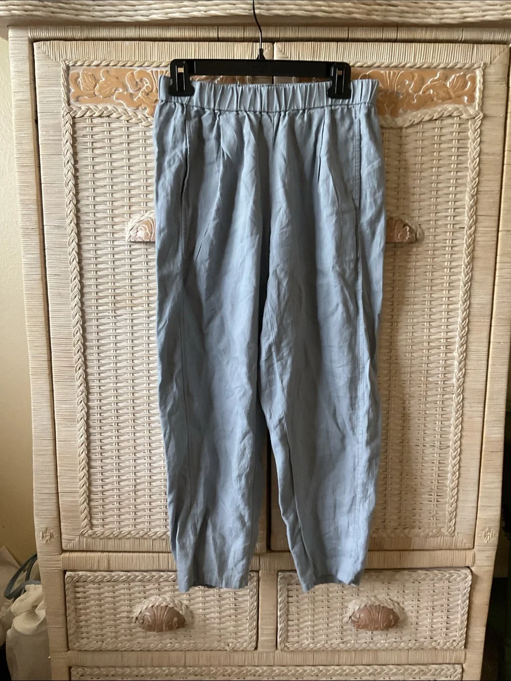 Organic Linen Lantern Pant
Easy Fit, Ankle Length EUC - Picture 4 of 9